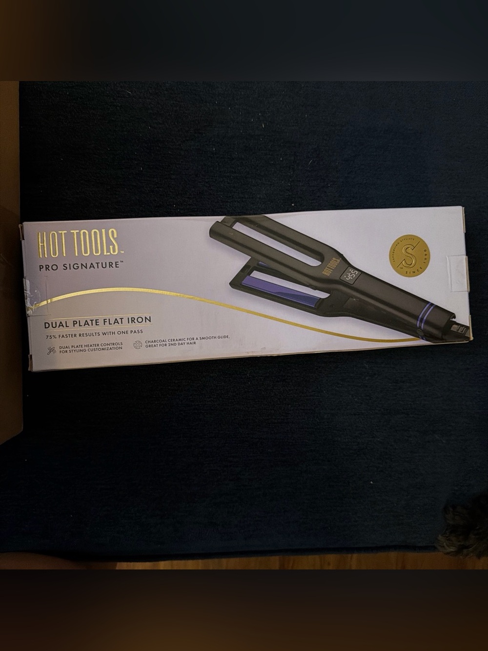 Hot Tools Pro Signature Dual Plate Flat Iron in Black and Purple